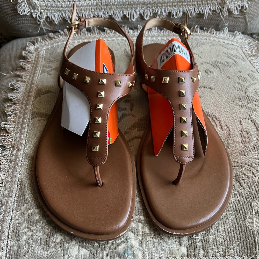 Michael kors sandal